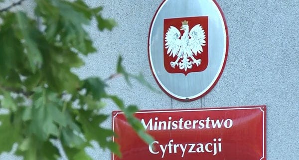 Mamy pozytywną opinię z Biura Ministra Cyfryzacji w sprawie egzaminów online