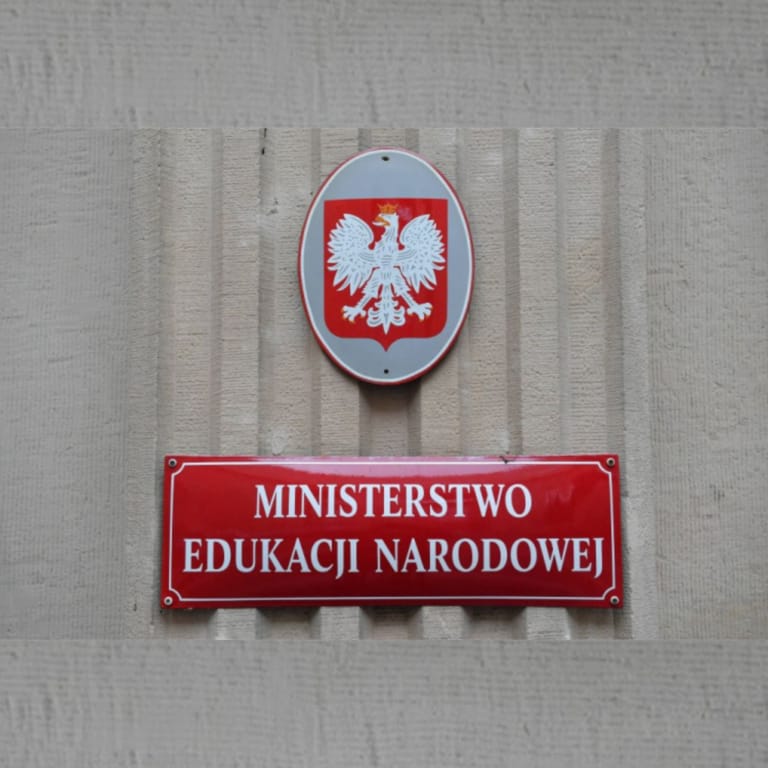 Petycja w sprawie zatrzymania wprowadzenia zakazu egzaminów online